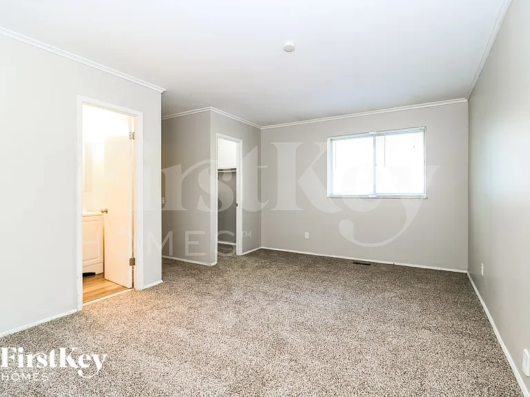 12040 Maidstone Ct — Photo 10