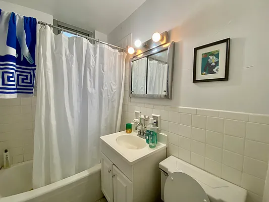 Rented by Corcoran | media 26