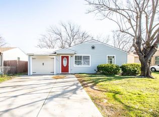 521 Royal Ave, Grand Prairie, TX 75051
