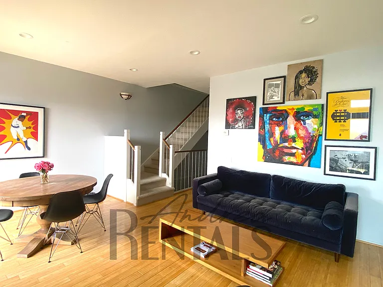 102 Everson St — Photo 5