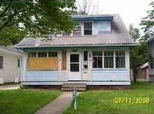 1025 Lawndale Ave, South Bend, IN 46628