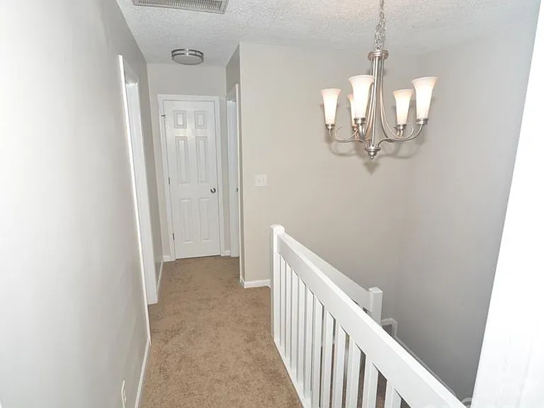 605 Mountainwater Dr — Photo 7