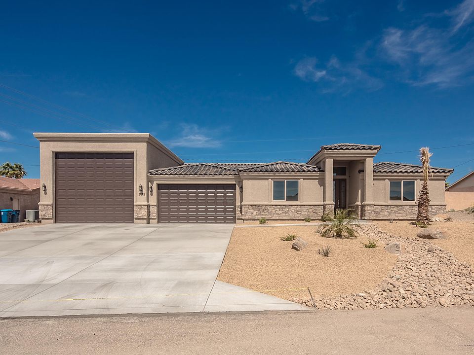 1st image of 2945 Hidden Valley Dr