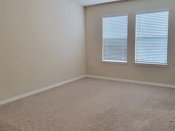 4th image of 10679 Atwater Bay Dr