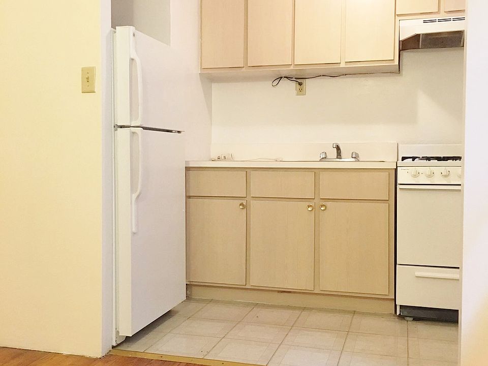 1st image of 4306 45th St APT 6K