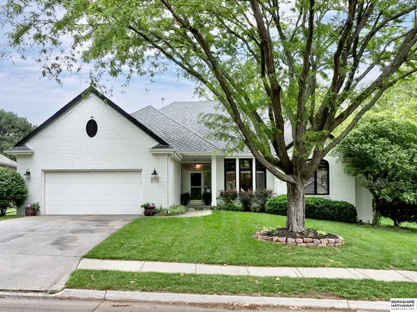 5801 S 119th Plz, Omaha, NE 68137