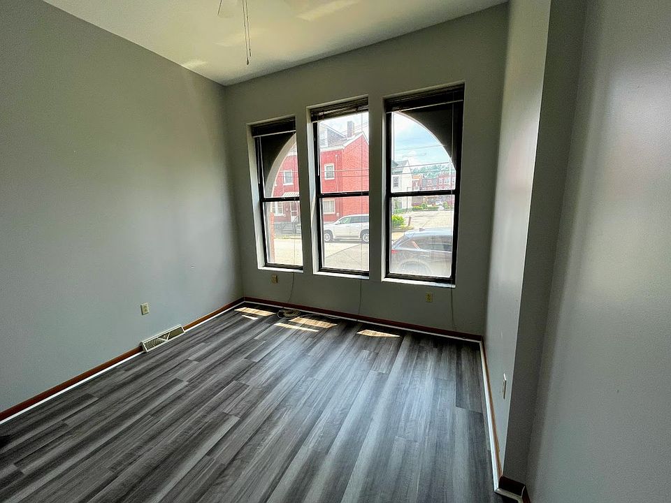 1st image of 2323 Sidney St APT 1