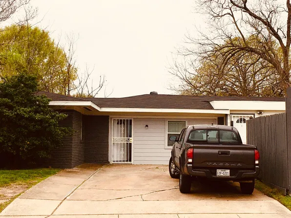6302 Scribner Rd #4, Houston, TX 77074