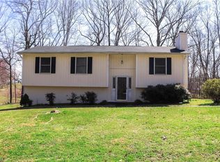 6105 Bexhill Dr, Walkertown, NC 27051
