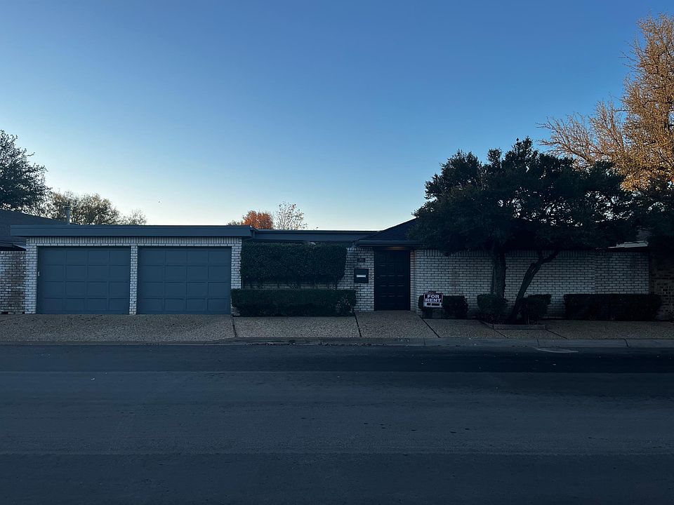 Complete renovation in 2022 ready for rent.