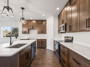 147 SE 16th St, Madras, OR 97741