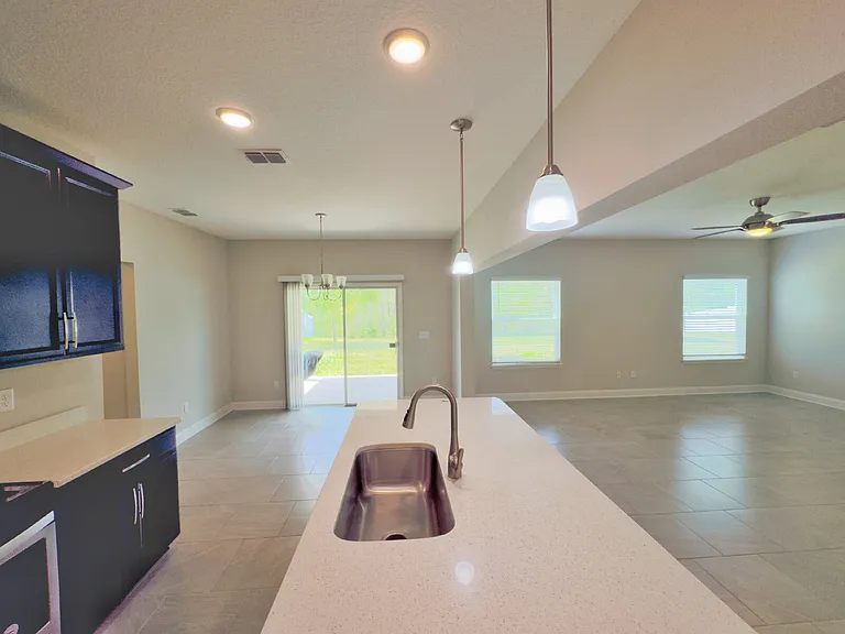 13870 Harlowton Ave — Photo 11