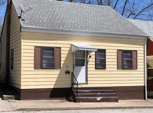 310 S Jackson St, Belleville, IL