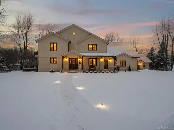 70353 Fisher Rd, Romeo, MI 48065