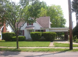 18610 Raymond St, Maple Heights, OH