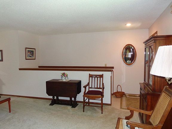 4th image of 3311 Greenspire Ln