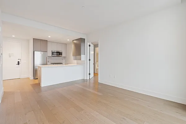 Rented by Living New York | media 8