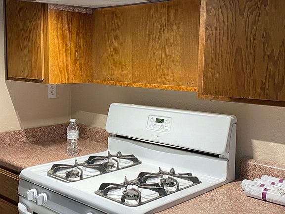 3rd image of 7708 Laramore Way