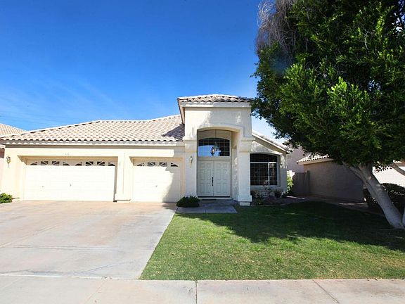2nd image of 424 W Buena Vista Dr