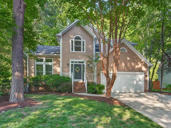 123 Tremont Cir, Chapel Hill, NC 27516