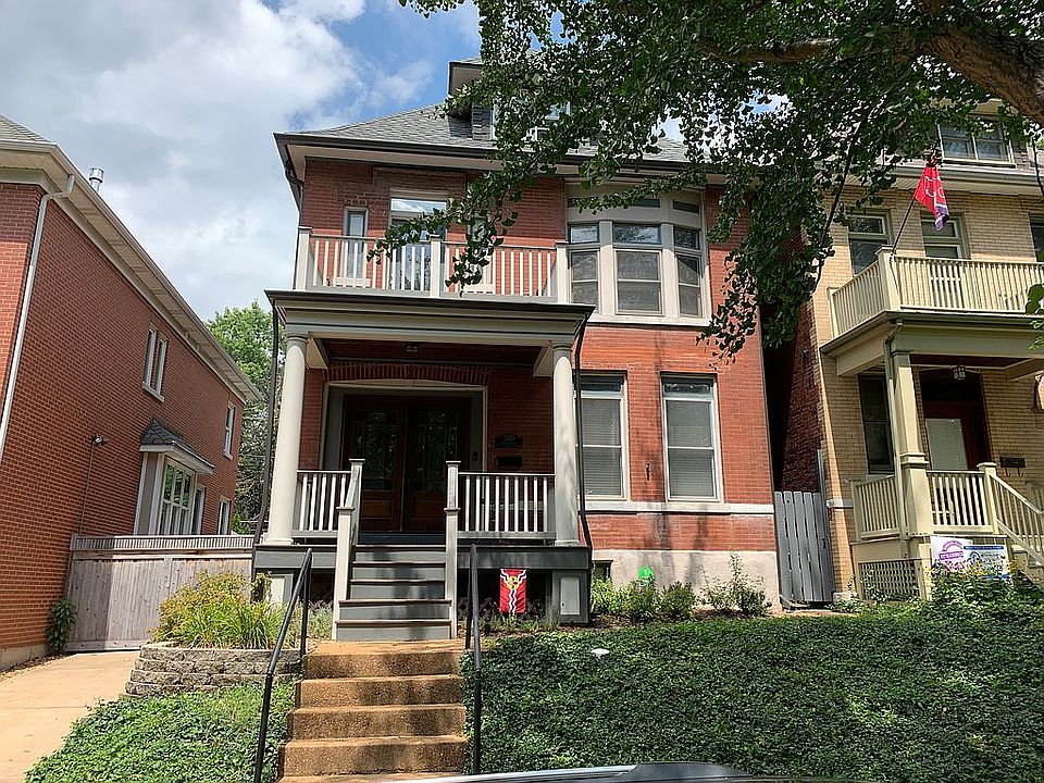 2nd image of 3833 Russell Blvd