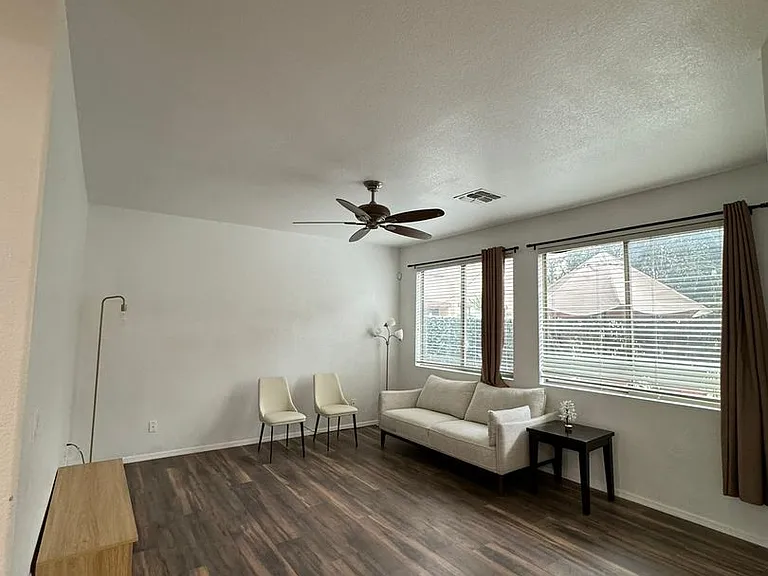 1886 E Don Carlos Ave #156 — Photo 20