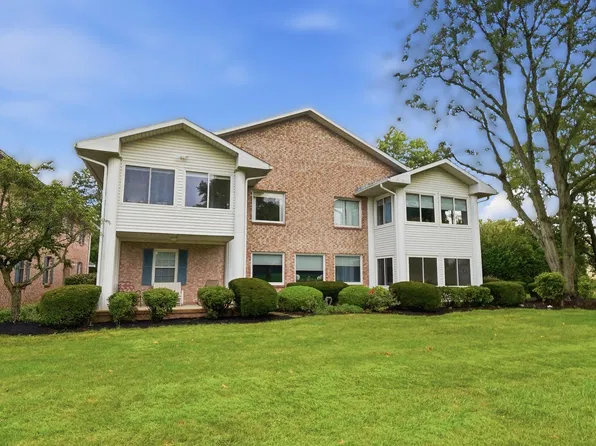 321 Dice Dr #C, Washington Court House, OH 43160