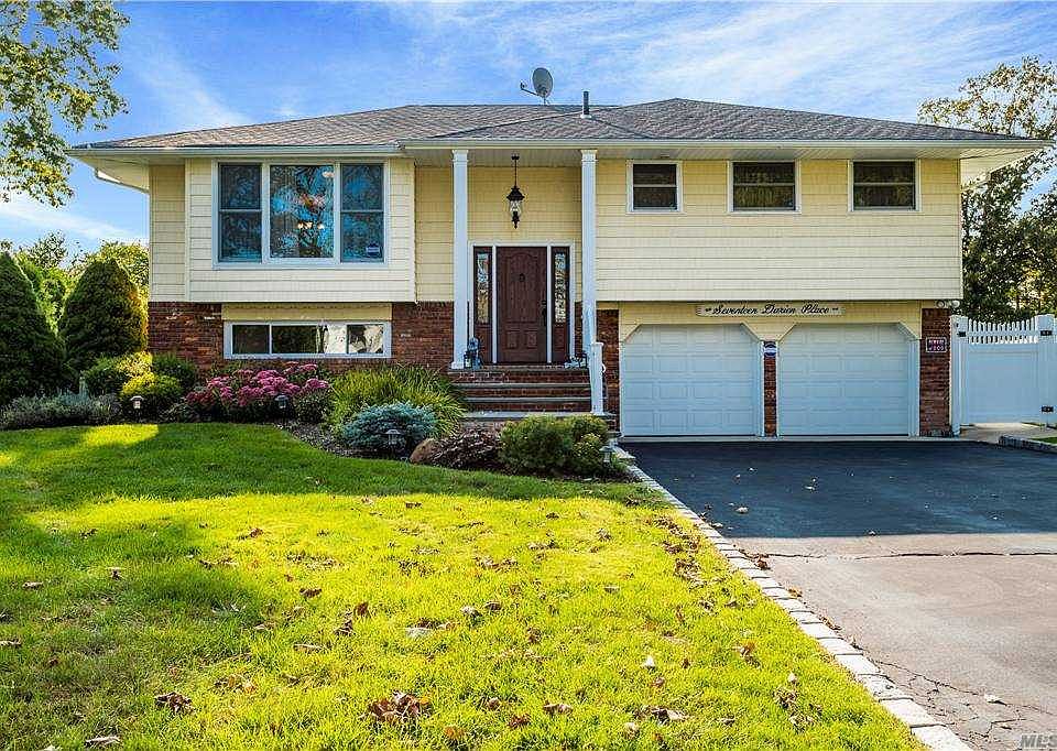 1st image of 17 Darien Pl