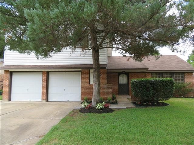 1st image of 19318 Leafwood Ln