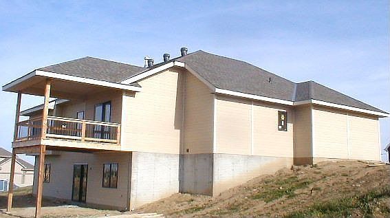 Covered Sun Deck