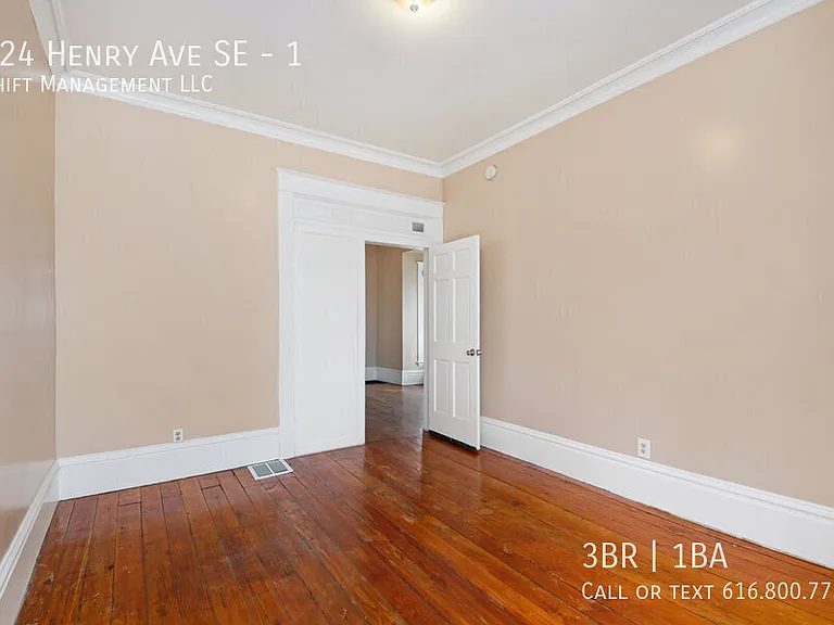 424 Henry Ave SE #1 — Photo 10