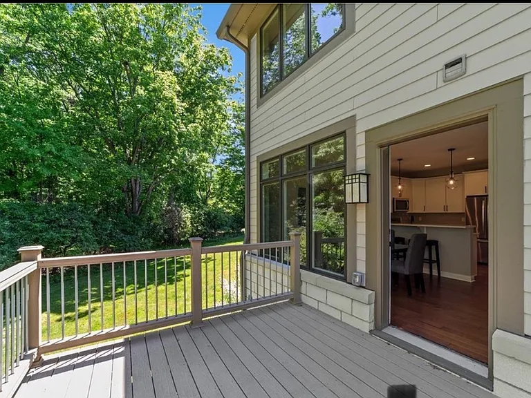 1357 Slate Ct — Photo 5