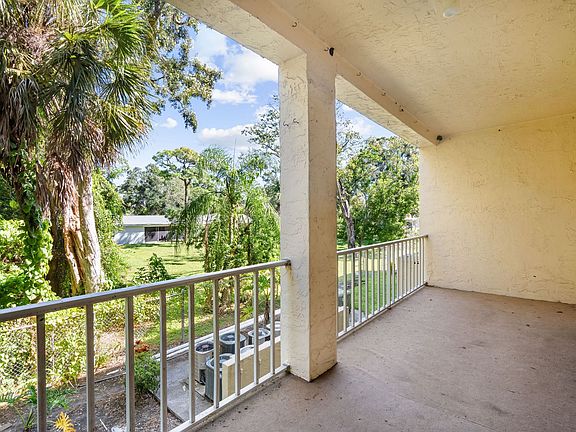 4th image of 3592 Lake Bayshore Dr #217
