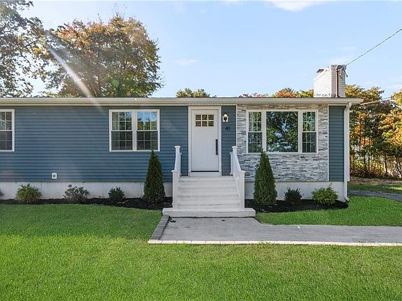 2nd image of 41 Wapping Dr