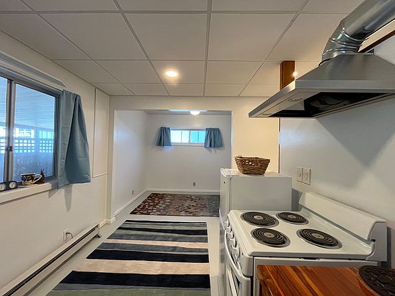 4th image of 763B Nautilus St #1