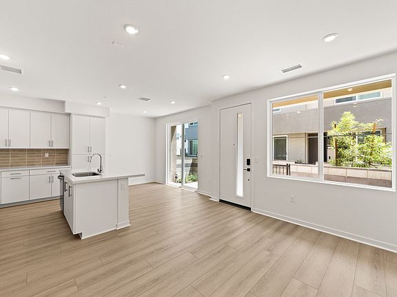 5th image of 3648 S Eichler Paseo #2