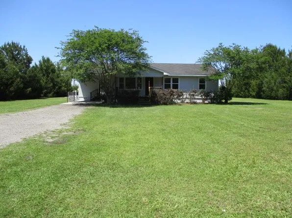 585 Edmondson Rd, Moultrie, GA 31788
