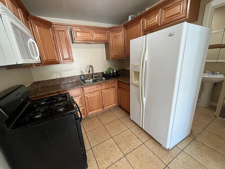 5800 Lindo Paseo #1 — Photo 8