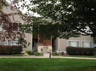 98 Falcon Ridge Way N #908, Hamburg, NJ 07419