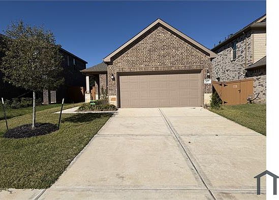 1st image of 2877 Grand Anse Dr