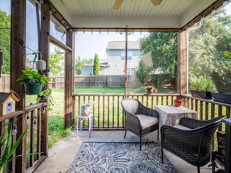 101 Coalyard Dr — Photo 3