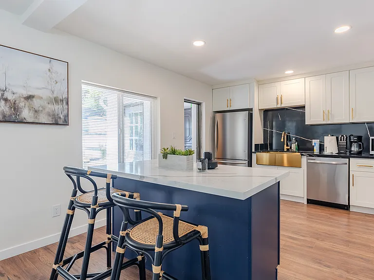 1650 La Loma Rd — Photo 12