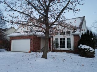 10831 Thistle Rdg, Fishers, IN 46038