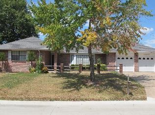 1217 Woodlawn Dr, Miami, OK 74354