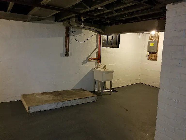 208 Pennsylvania Ave — Photo 5