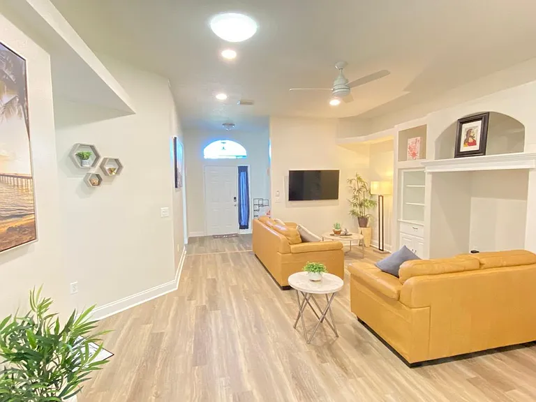 7024 Mauna Loa Blvd — Photo 25