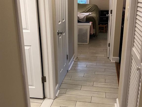 4th image of 117 Wade Ln