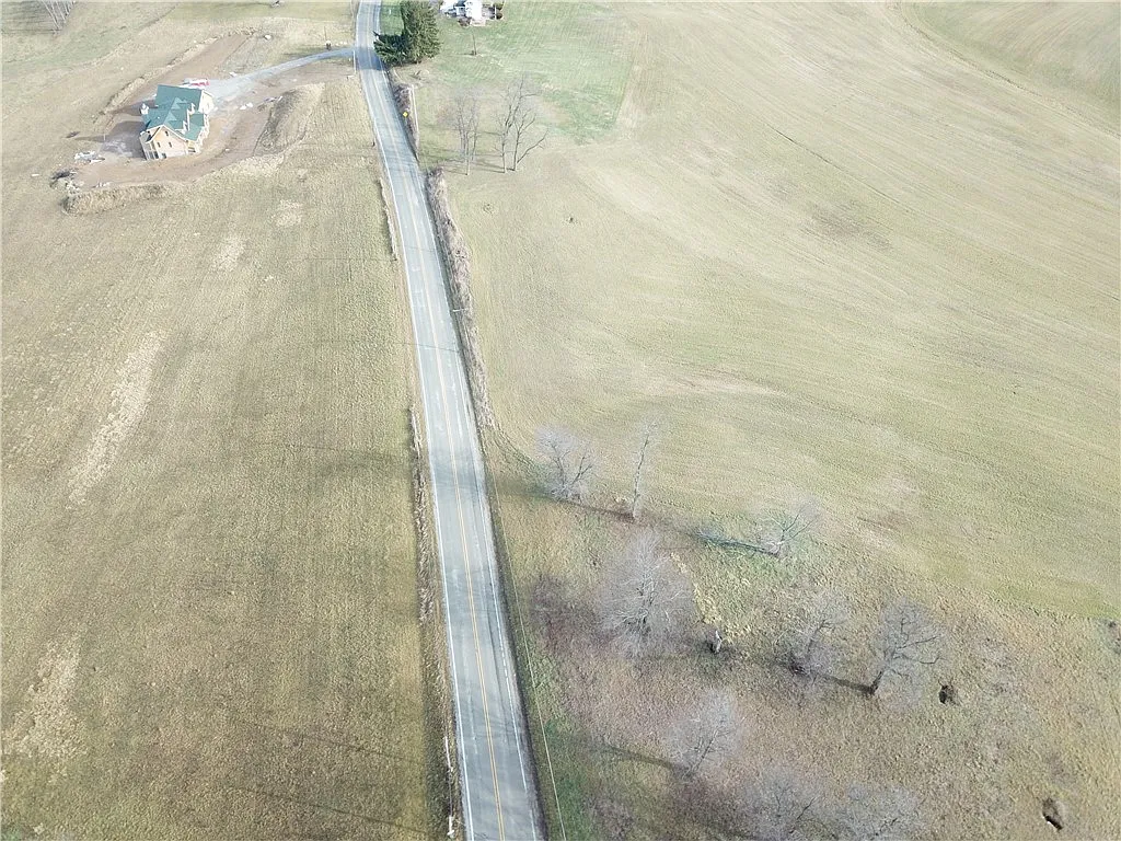 2 Wises Grove Rd photo 1