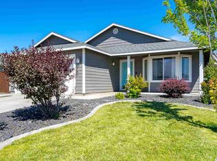 4111 Minorca Ln, Pasco, WA 99301