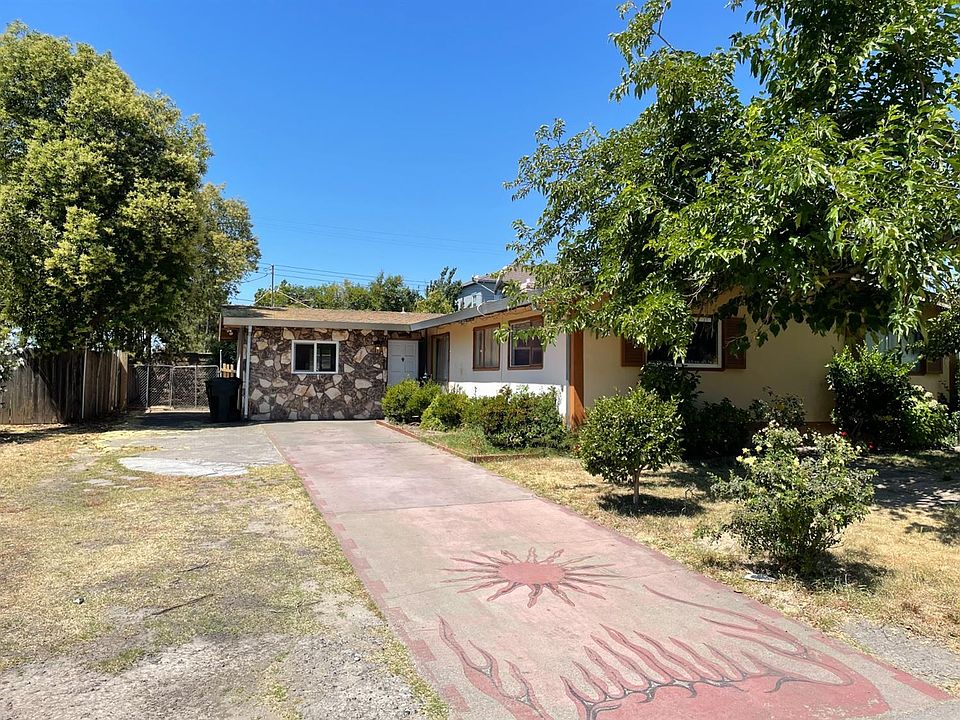 2nd image of 6915 Thomas Dr